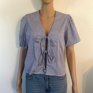 Commense tie front top Size Small
